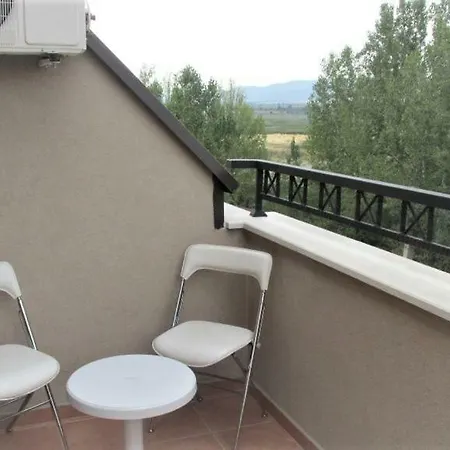 Private At Cascadas Apartament